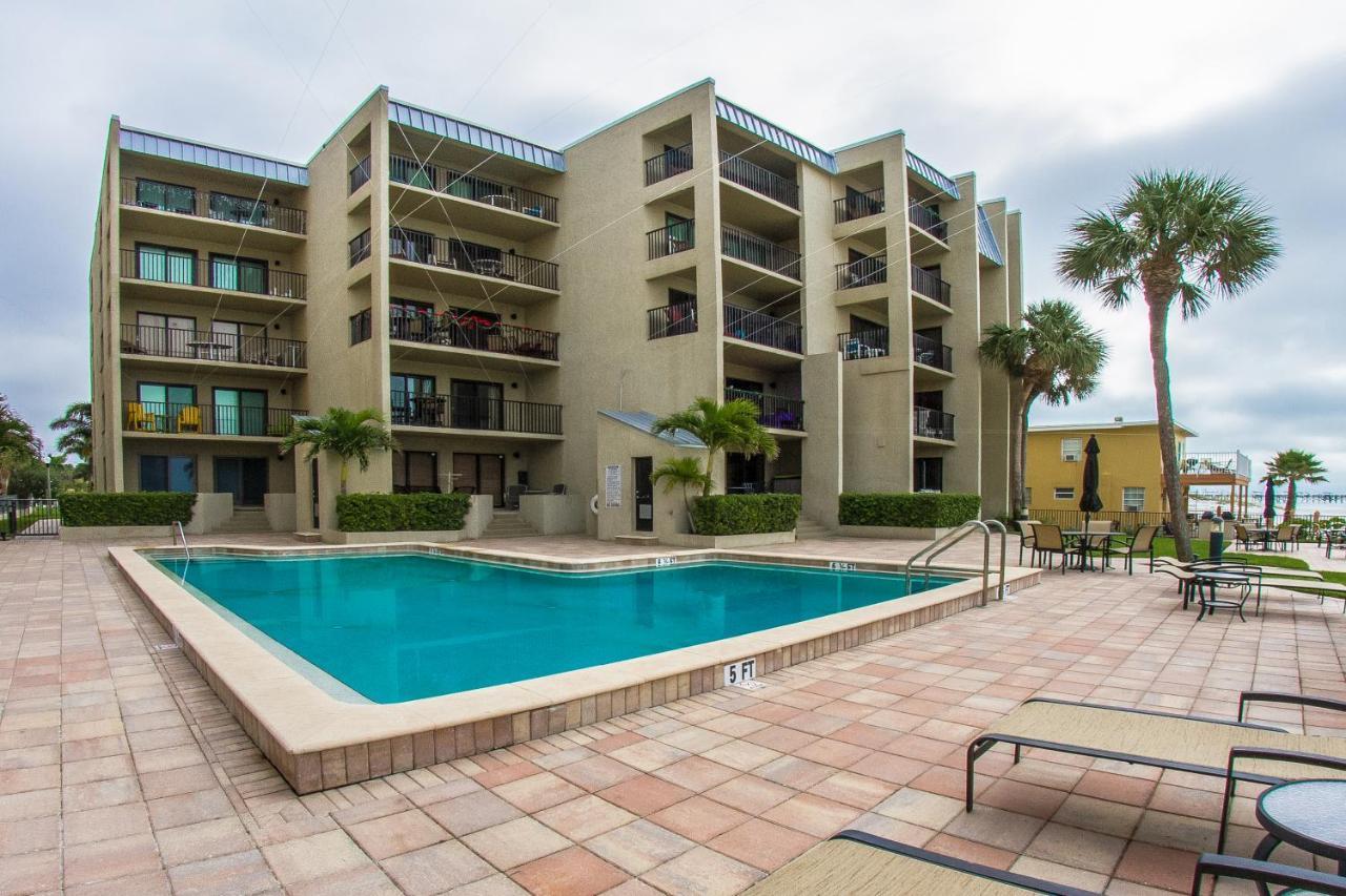 403 The Shores Condo St. Pete Beach Exterior photo